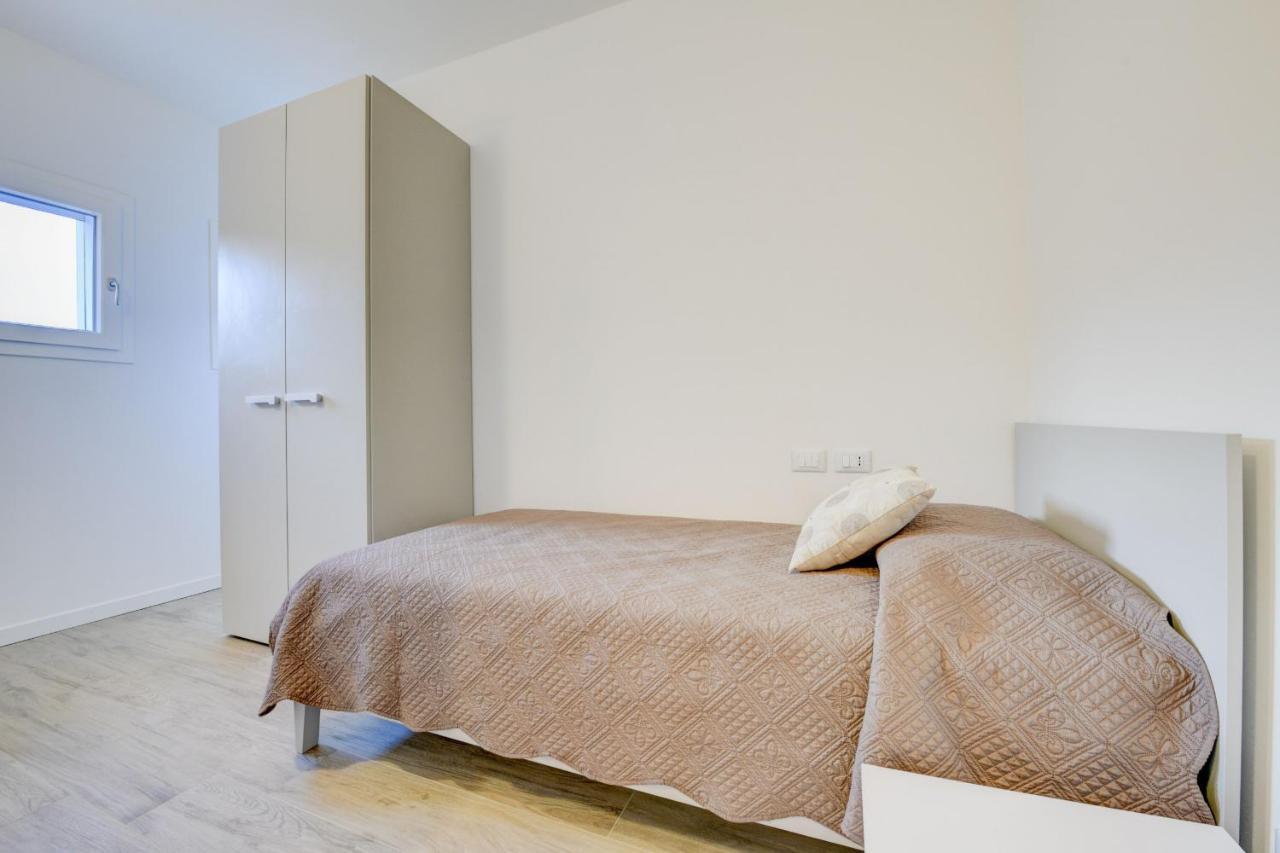Maison Bellini Number 3 ตอสโกลาโน มาแดร์โน ภายนอก รูปภาพ
