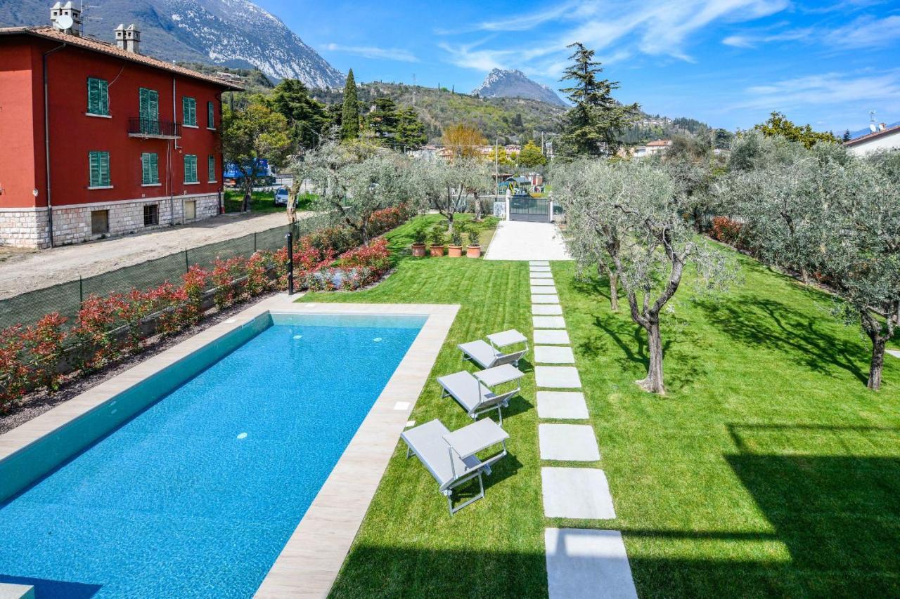 Maison Bellini Number 3 ตอสโกลาโน มาแดร์โน ภายนอก รูปภาพ