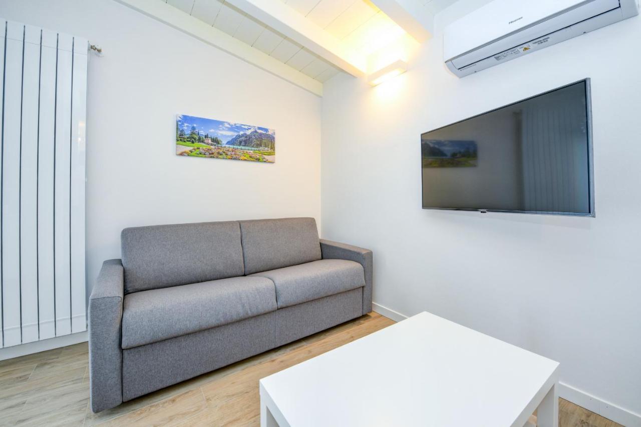 Maison Bellini Number 3 ตอสโกลาโน มาแดร์โน ภายนอก รูปภาพ